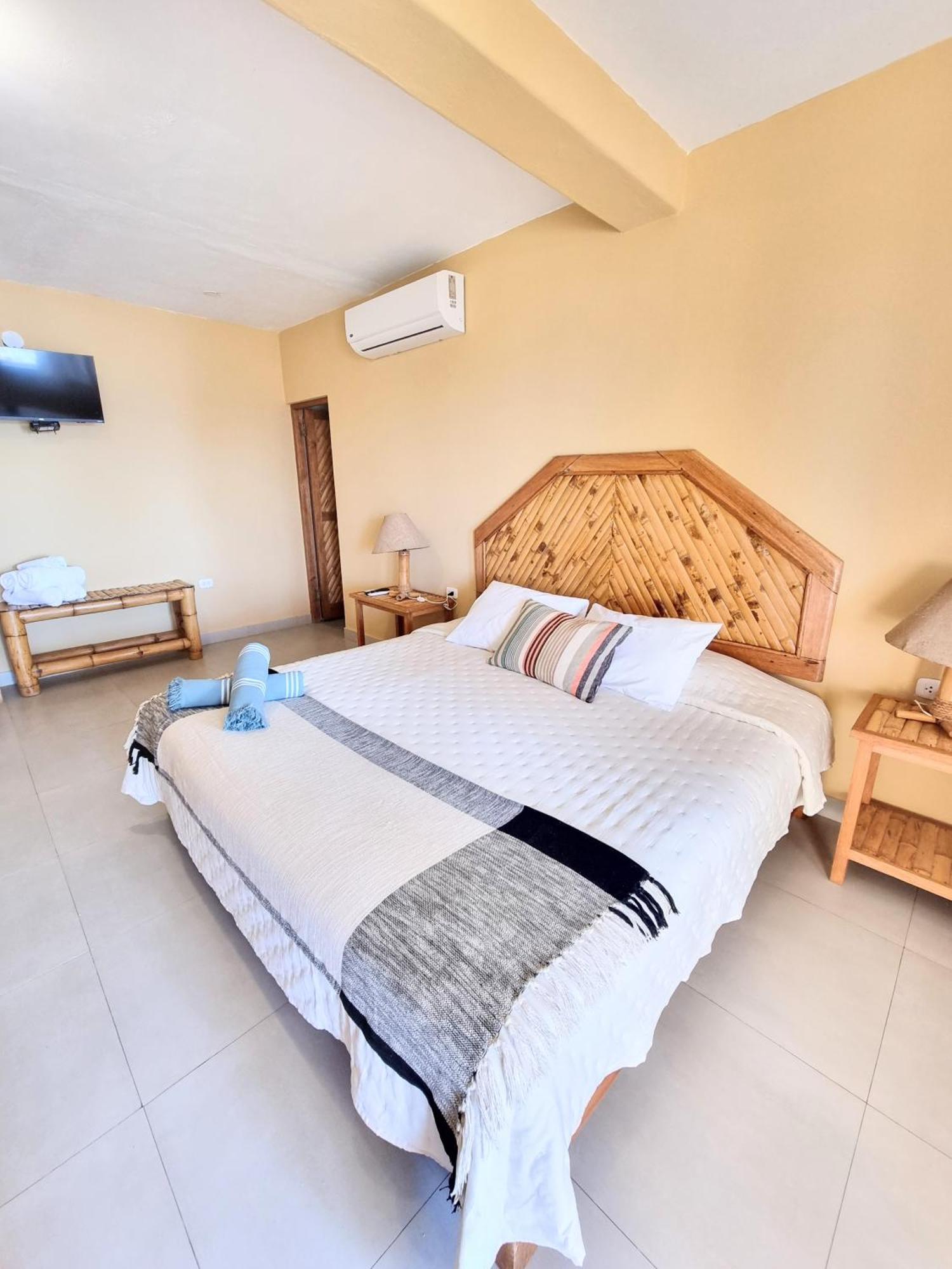 Mancora Beach Hotel (Adults Only) الغرفة الصورة